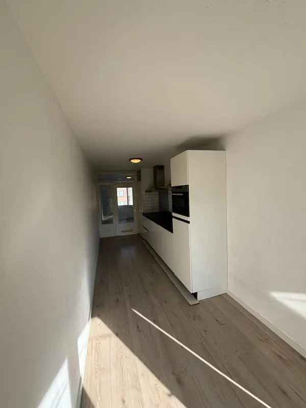 Woning Te Huur in 4, Chestertonlaan, Amsterdam, Noord-Holland