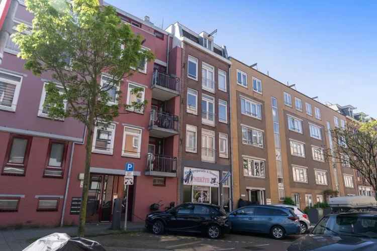 Amsterdam Oost Appartement 52m2 3 slaapkamers Ruim terras