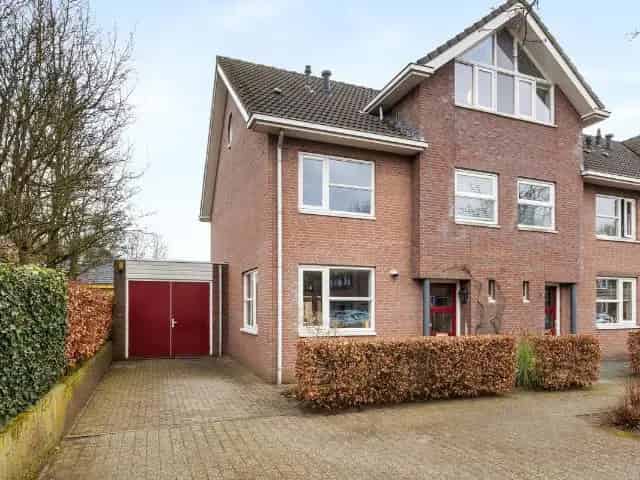 Ruime gezinswoning Huissen 4 slaapkamers tuin garage