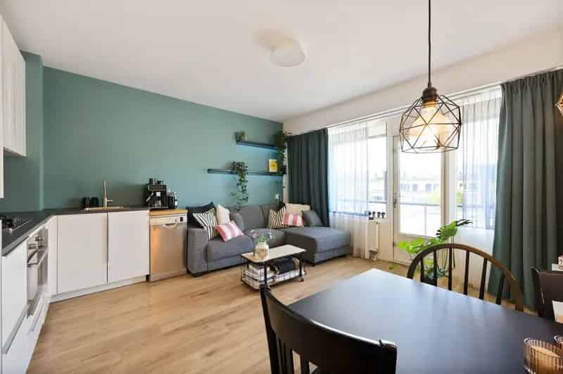 Gerenoveerd 2-kamerappartement Heemskerk  - Balkon - Nabij Winkelcentrum