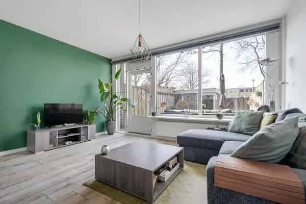 Ruime Tussenwoning Enschede 4 Slaapkamers Moderne Keuken