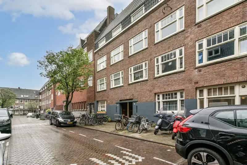 Appartement te koop Amsterdam Oud Zuid 4 slaapkamers dakterras