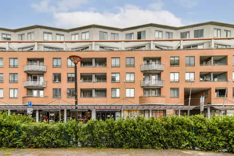 2 Slaapkamers Appartement Nieuw Sloten 80m2 Balkon Berging