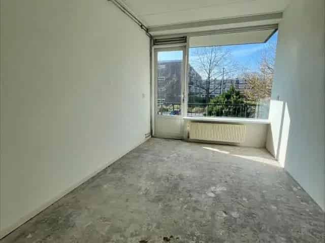 Ruim 4-Kamer Appartement met 2 Balkons - Geschikt voor Studenten