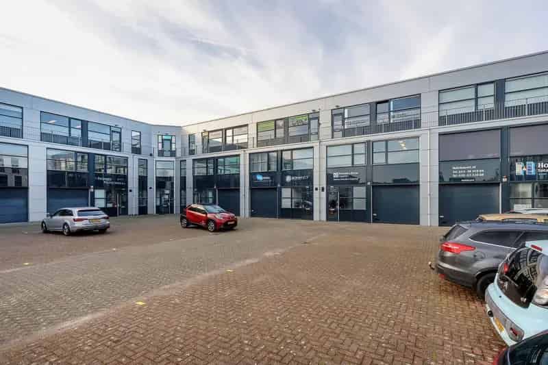 Bedrijfshal Haarlem 160m2 te huur