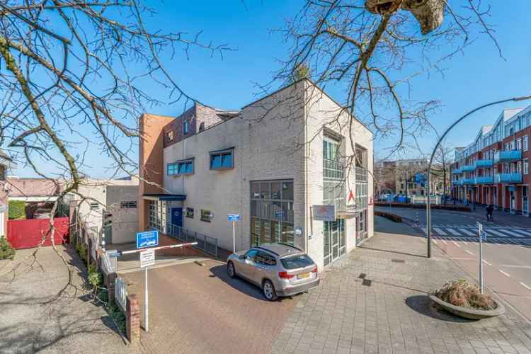 Luxe 3-kamerappartement Zevenaar  Dakterras Parkeerplaats