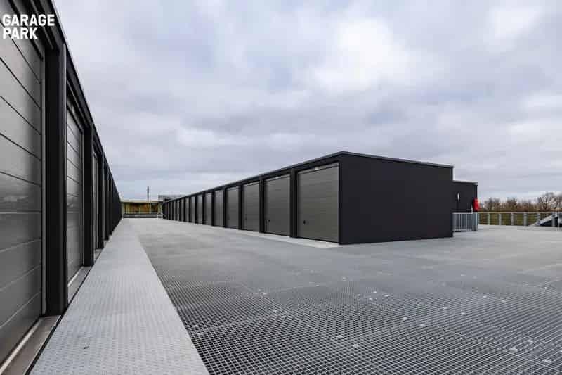 Garagebox te huur Noordwijk 18m2 - 24m2  Beveiligd Opslag Werkruimte
