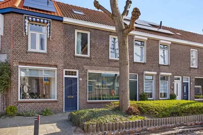 Ruime Tussenwoning Tilburg 3 Slaapkamers Tuin Snelle Overdracht