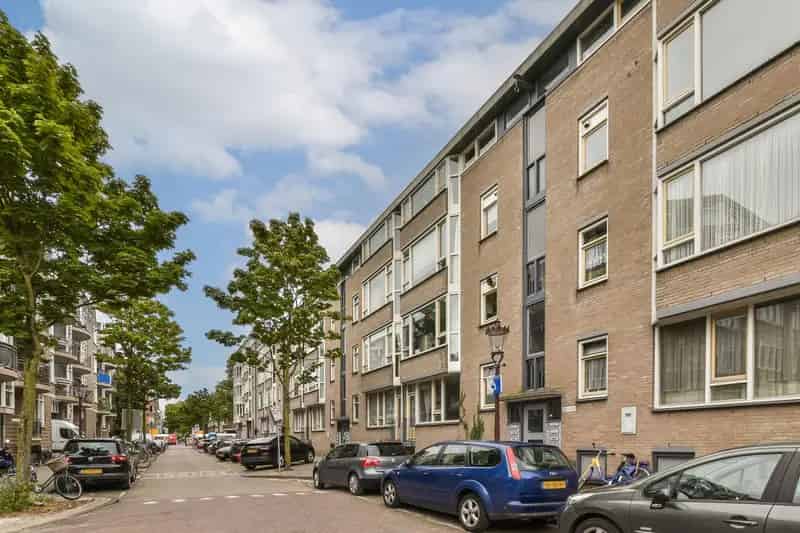 Dapperbuurt Appartement: Modern 3-kamerappartement met Terras