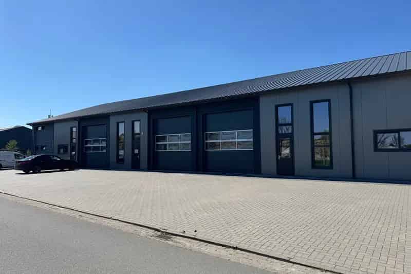 Bedrijfshal te huur Kollum 200m2 Dwarsried