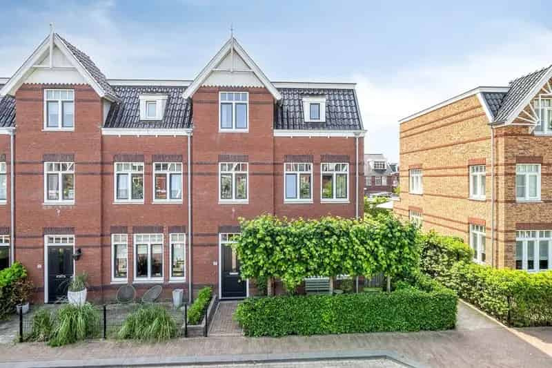 Singelvilla Nieuw Rhijngeest 5 slaapkamers 2 parkeerplaatsen