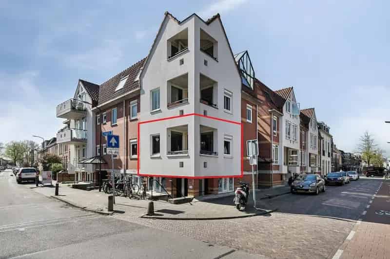 Licht hoekappartement Maarssen-dorp 70m2 Balkon Badkamer 2022