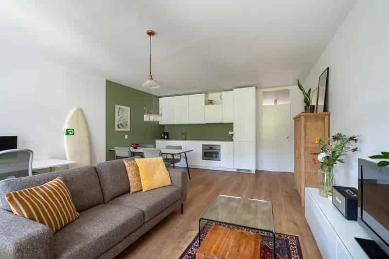 Modern 2-kamer appartement Rotterdam - gerenoveerd - balkon - 52m2