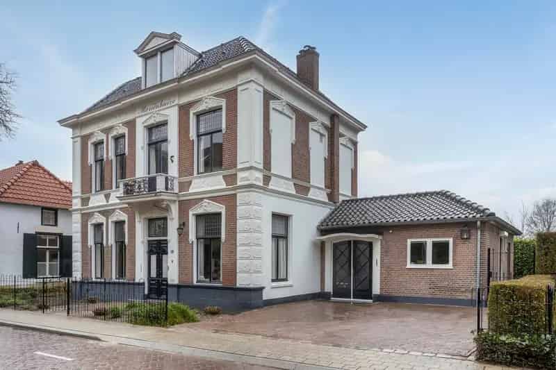 Statige Villa Mariënhuize te Beek: Unieke kans!