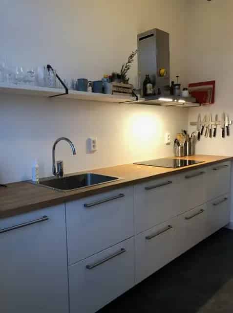 Ruime kamer in netjes huis te huur