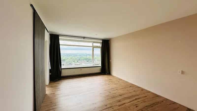 3 Kamer Appartement Delft Voorhof 16e Etage Prachtig Uitzicht KoopGarant