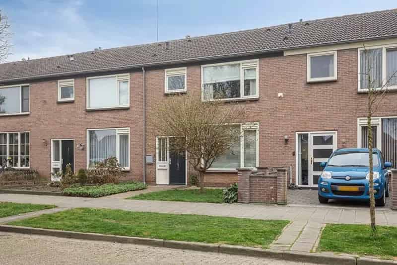 Tussenwoning Dullaertwijk 4 slaapkamers moderne keuken