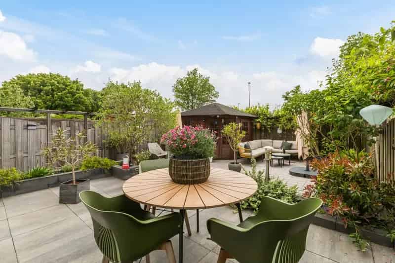 Huis te koop Zoetermeer: Ruime poortwoning met 3 slaapkamers en tuin