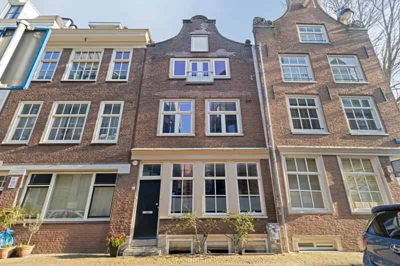 Stadspand Amsterdam: 2 Woningen, Dakterras, Volledig Gerenoveerd
