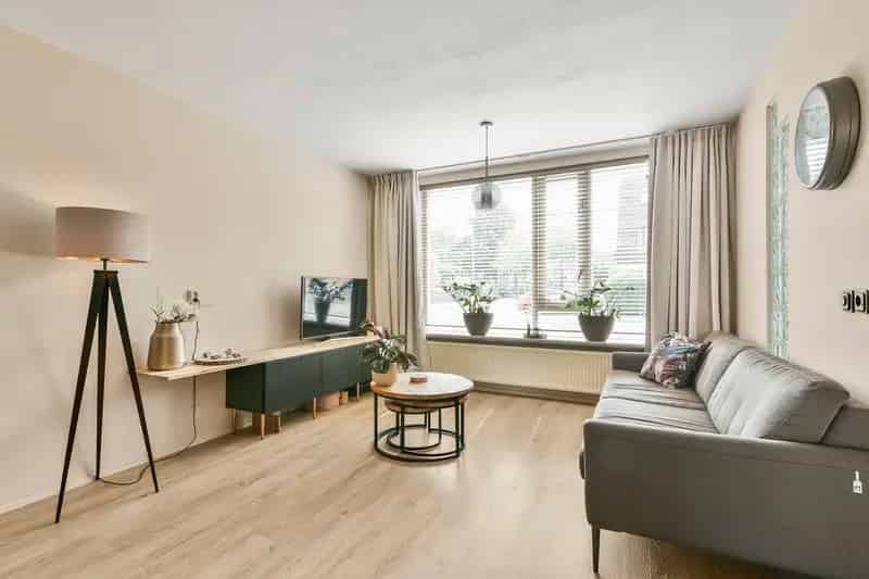 Huis te koop Overbos: 4 slaapkamers, tuin, nabij scholen