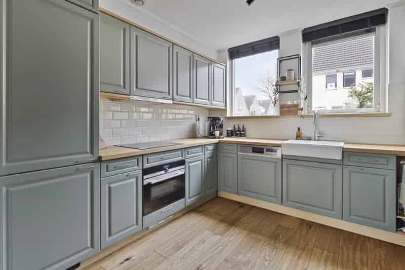 Gezellig Huis Nabij Centrum Purmerend Moderne Keuken en Badkamer