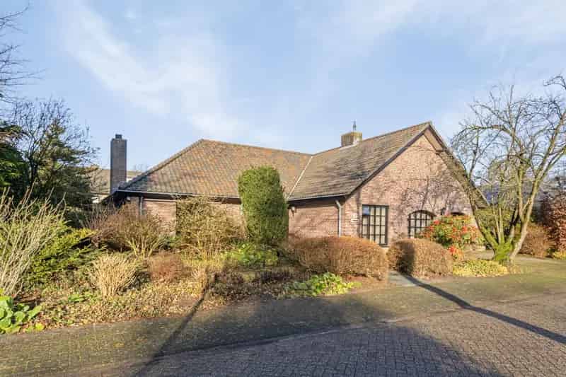 Ruime Villa in Koudenhoven: Levensloopbestendig en Gezinsvriendelijk