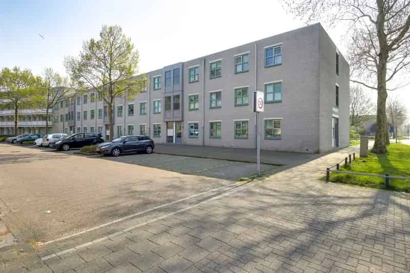 Donkergroen 17 Zoetermeer: appartement nabij winkels en OV