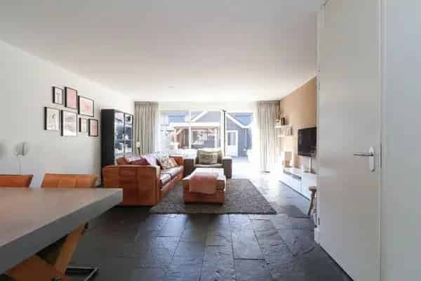Ruime gezinswoning 5 slaapkamers A+++ energielabel
