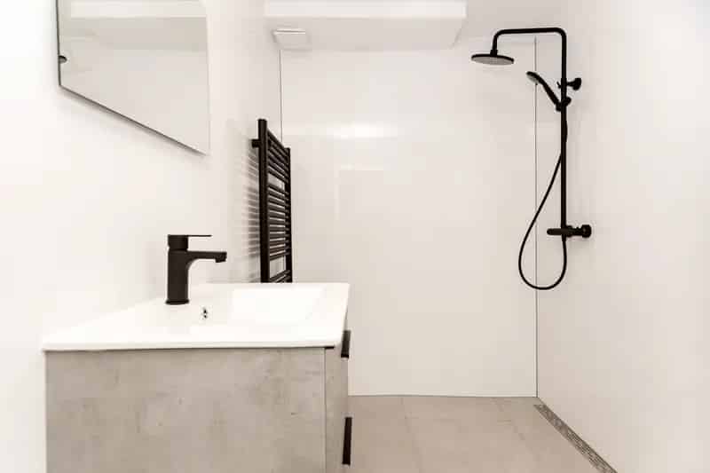 Huis te koop Zwaag: Instapklare hoekwoning met garage