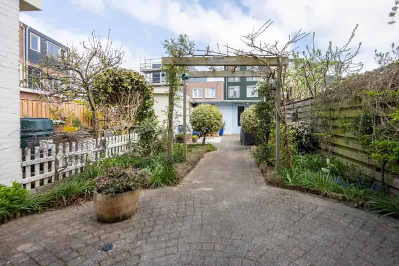 Huis te koop Haarlem Indische buurt 4 kamers 81m2 tuin 136m2