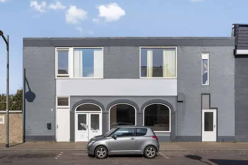 Grote Bovenwoning Helmond 4 slaapkamers Dakterras
