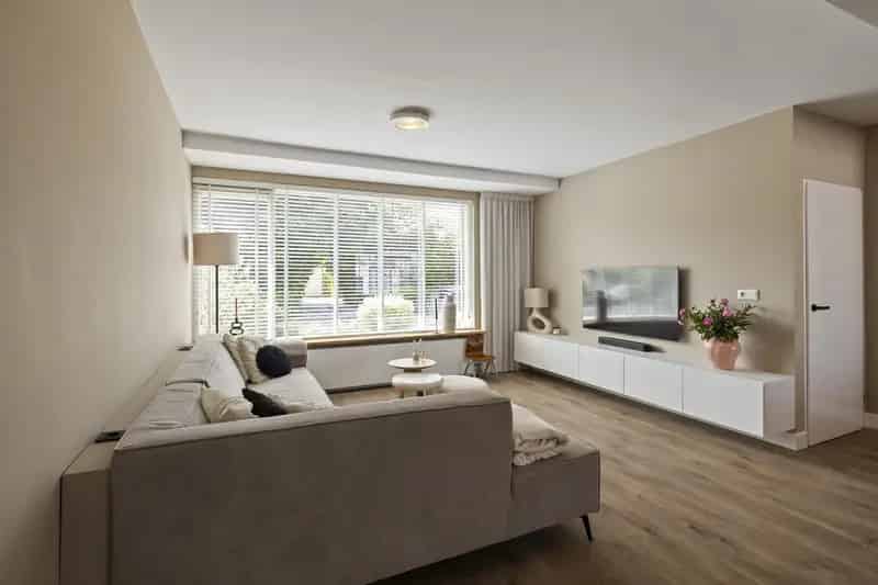 Ruime 4-Slaapkamer Tussenwoning Julianadorp