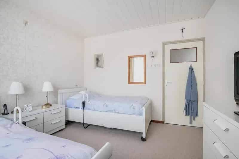 Bungalow te koop Kantonnier  Ruime tuin  Vrijstaande garage