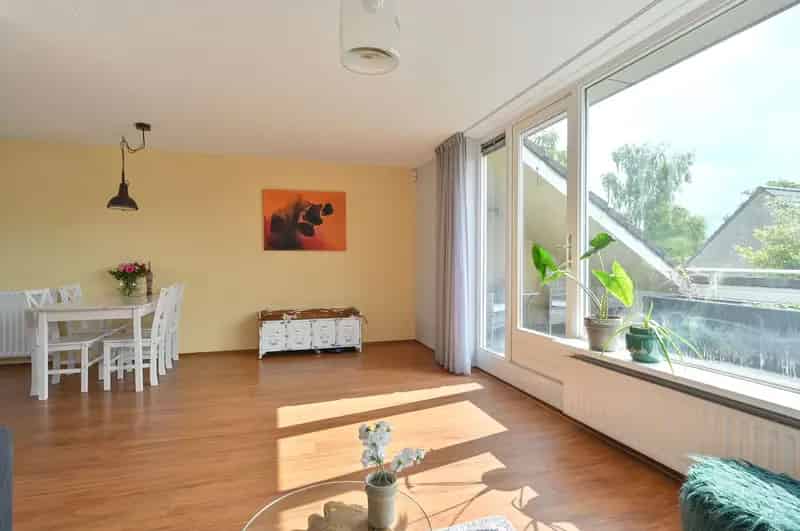 Appartement te koop Naarden: 2 slaapkamers, zonnig terras, energielabel B