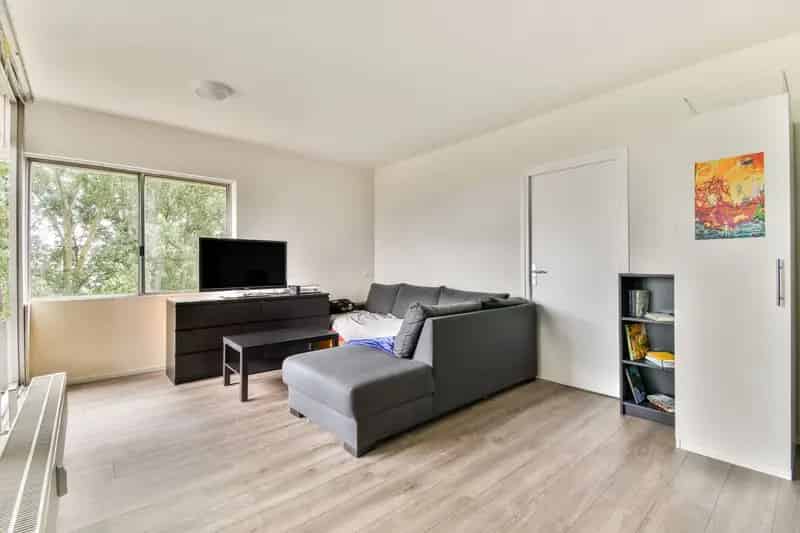 Appartement Amsterdam Zuidoost 2 kamers 53m2 gerenoveerd balkon