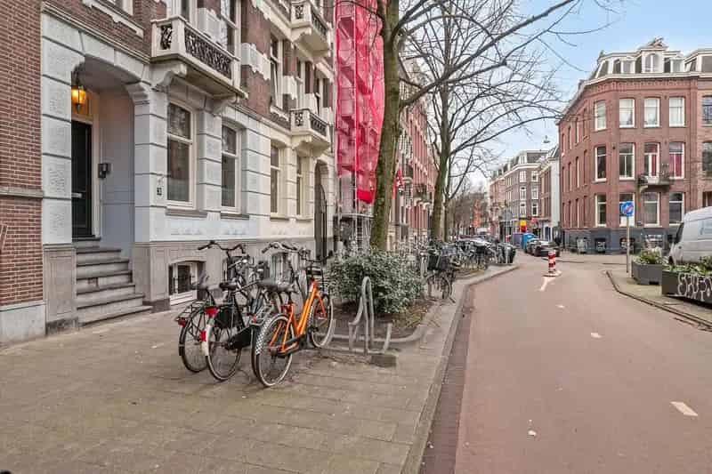 Huis te koop Hemonystraat Amsterdam: 349m² Beleggingspand