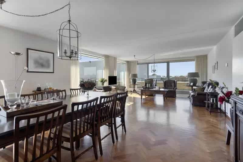 Luxe Penthouse Waalwijk 2 slaapkamers groot dakterras