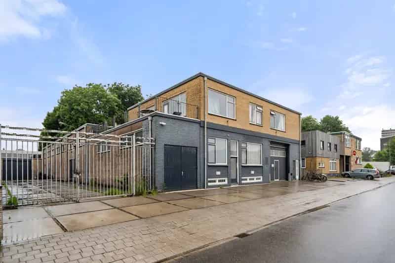 Bedrijfshal Wageningen te koop: Industrieweg 17
