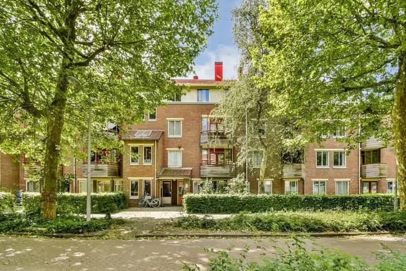 Modern 2-kamerappartement Amsterdam Zuidoost Ruime Tuin