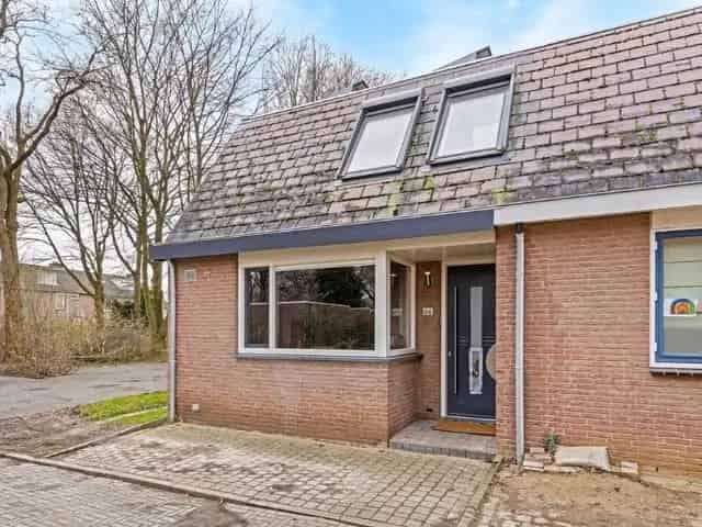 Ruime Hoekwoning Maastricht 3 slaapkamers Gasloos Gerenoveerd
