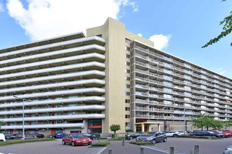 Ruim 3 kamer appartement Zoetermeer Molenwijk Balkon Zuid Oost