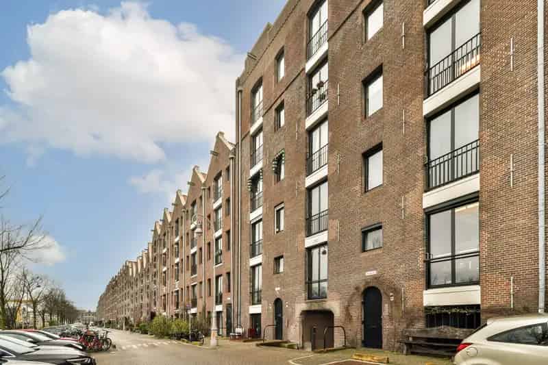 Bedrijfshal Amsterdam Entrepotdok te koop
