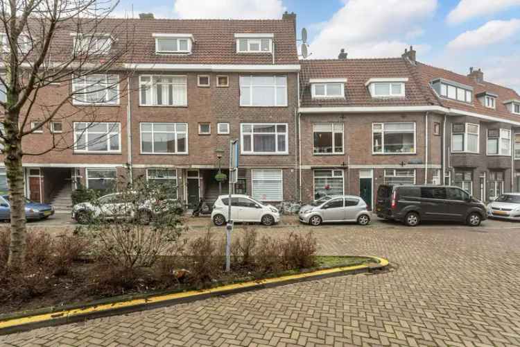 Woning Te Koop in 4D, Röntgenstraat, Vlaardingen, Zuid-Holland