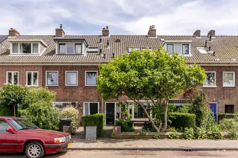 Ruime gezinswoning Haarlem 5 slaapkamers diepe tuin