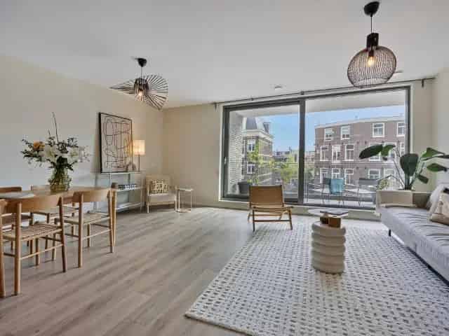 Amsterdamse Ruimte: 104m2 Appartement met 2 slaapkamers
