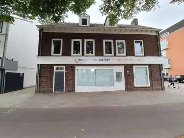 Grote Gemeubileerde Hoekwoning Nabij ASML 5 Kamers
