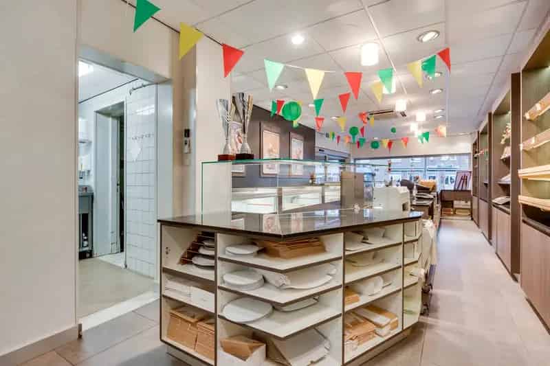 Patisserie met Appartement te Koop Weert Centrum