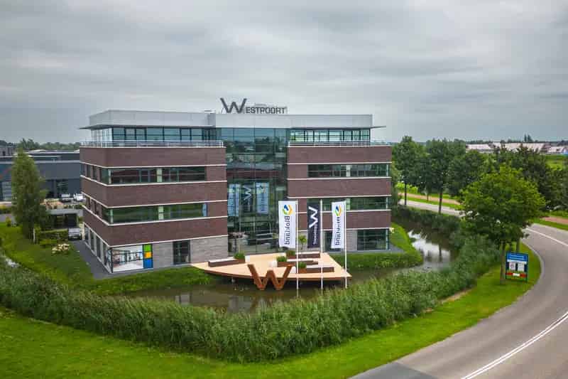Kantoorruimte te Huur Hardinxveld-Giessendam 220m2