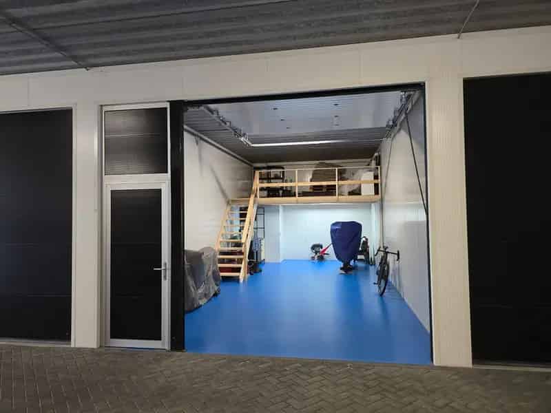Bedrijfshal te huur Berkel en Rodenrijs 48m2 Opslag Werkruimte
