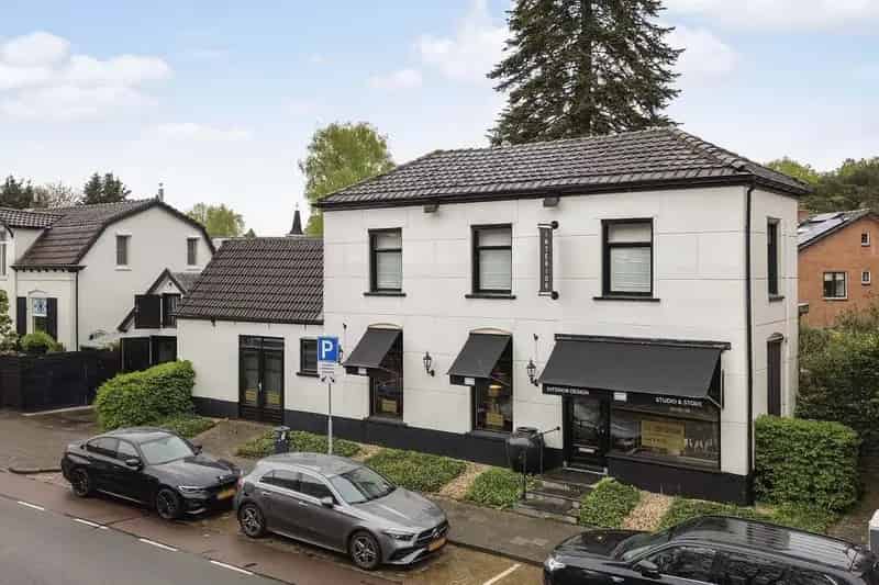Woningwinkel te koop Apeldoorn Indische Buurt